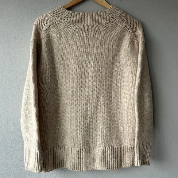 Vince Wool Cashmere V-Neck Sweater Beige Women’s Size S Cozy Elegant - Picture 6 of 11